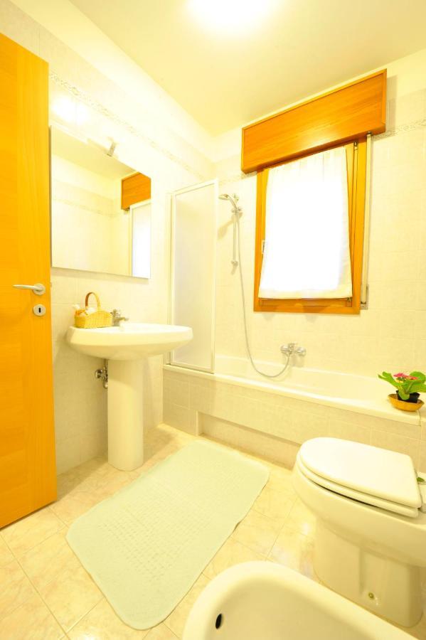 Bed And Breakfast La Sosta Ponte San Nicolò Стая снимка
