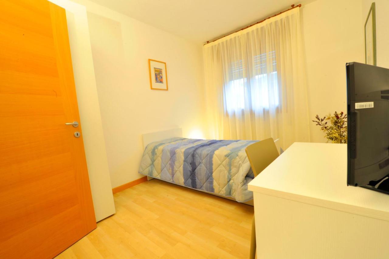 Bed And Breakfast La Sosta Ponte San Nicolò Стая снимка