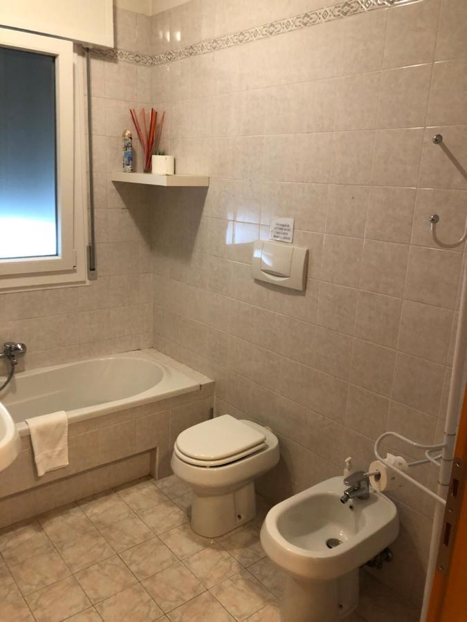 Bed And Breakfast La Sosta Ponte San Nicolò Екстериор снимка
